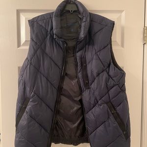 Gap XL navy vest precision design